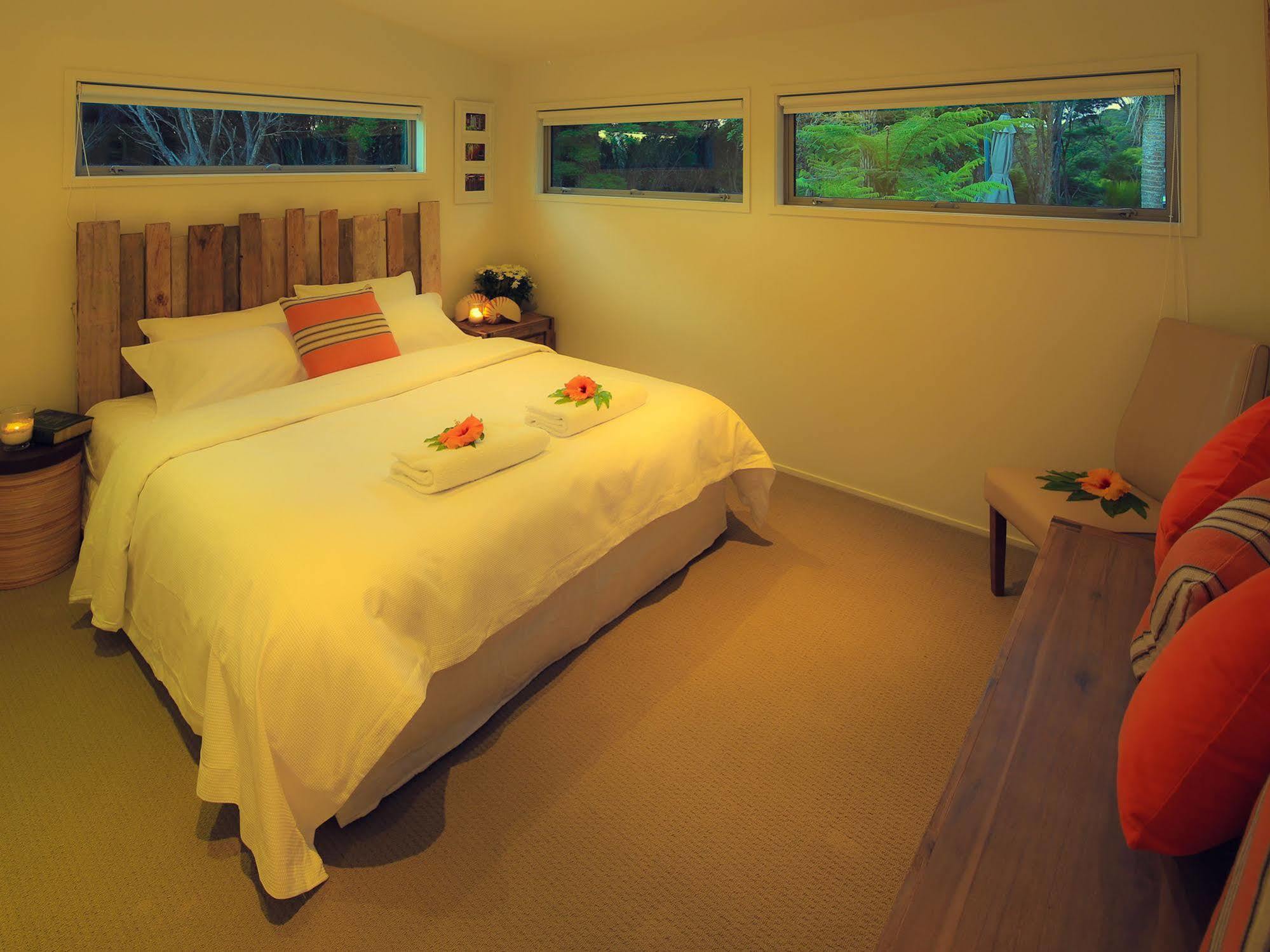 Koi Roc Waiheke Island Accommodation Exterior foto